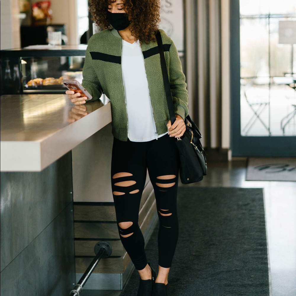 ZYIA black slash leggings. Size 12-XL.